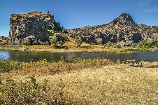 Guided Scenic Canoe Trip | Missouri River | Great Falls, Montana