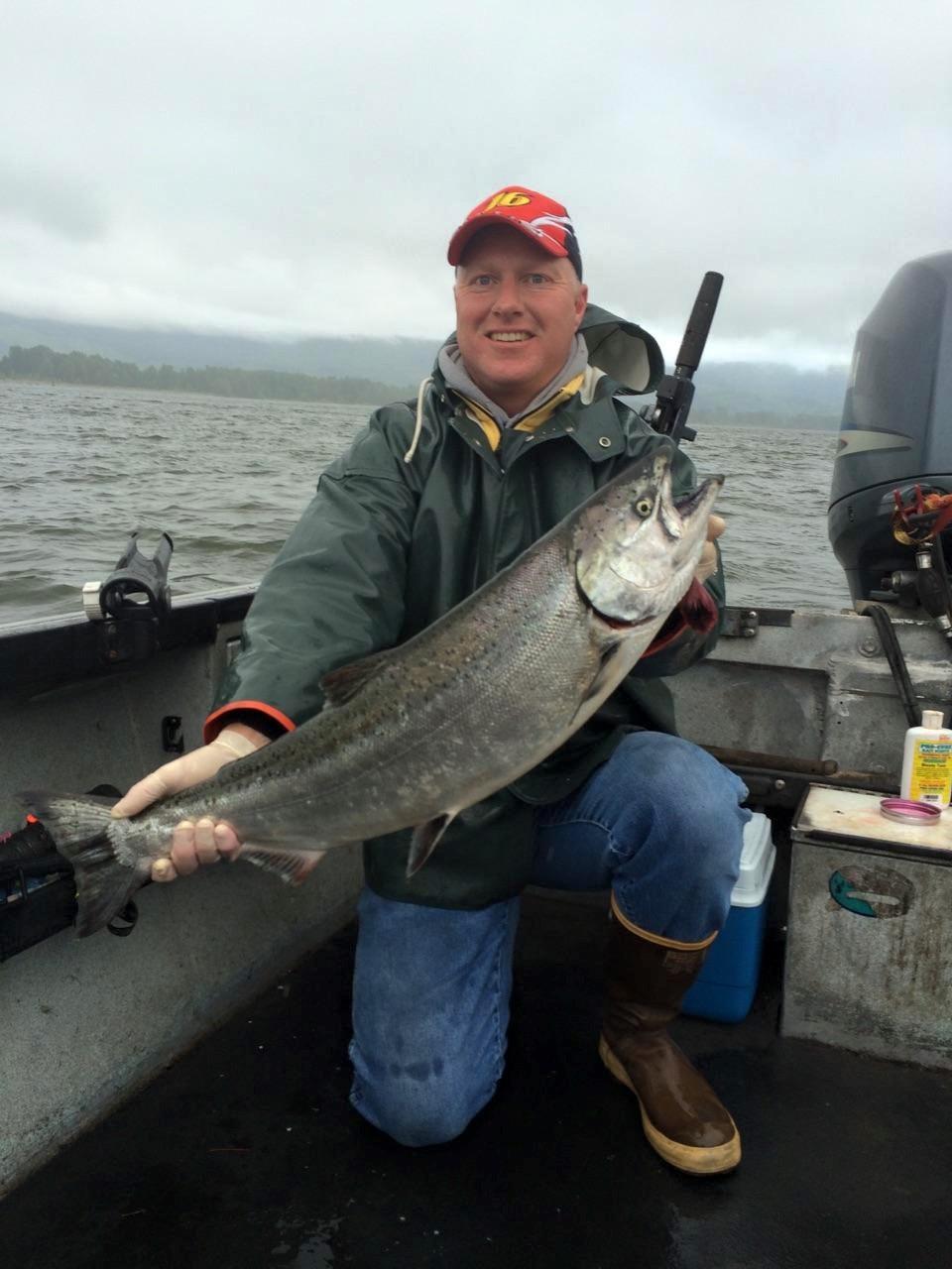 Guided Fall Chinook & Coho Fishing | 6 Hour Inshore | Portland, Oregon