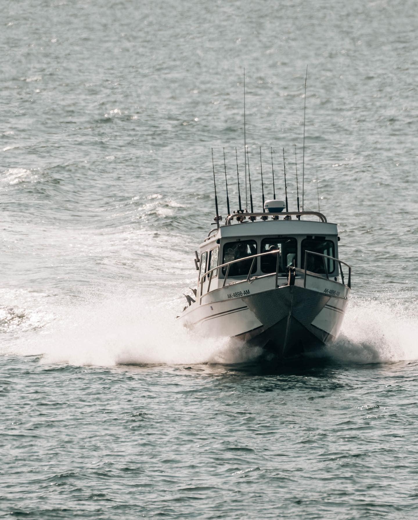 Guided Summer Salmon Fishing Charter | Yaquina Bay | Newport, Oregon