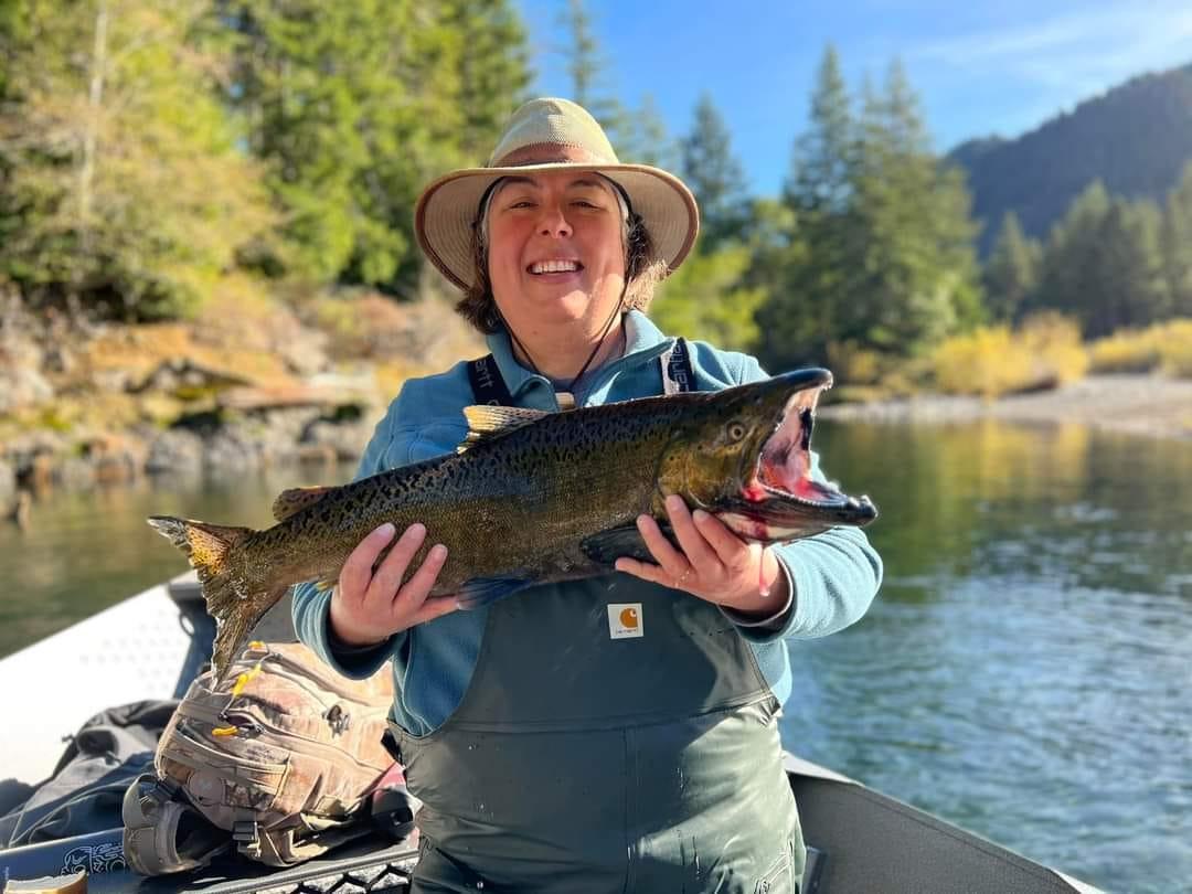 Guided Summer/Winter Salmon Fishing | Coquille River | Myrtle Point, Oregon