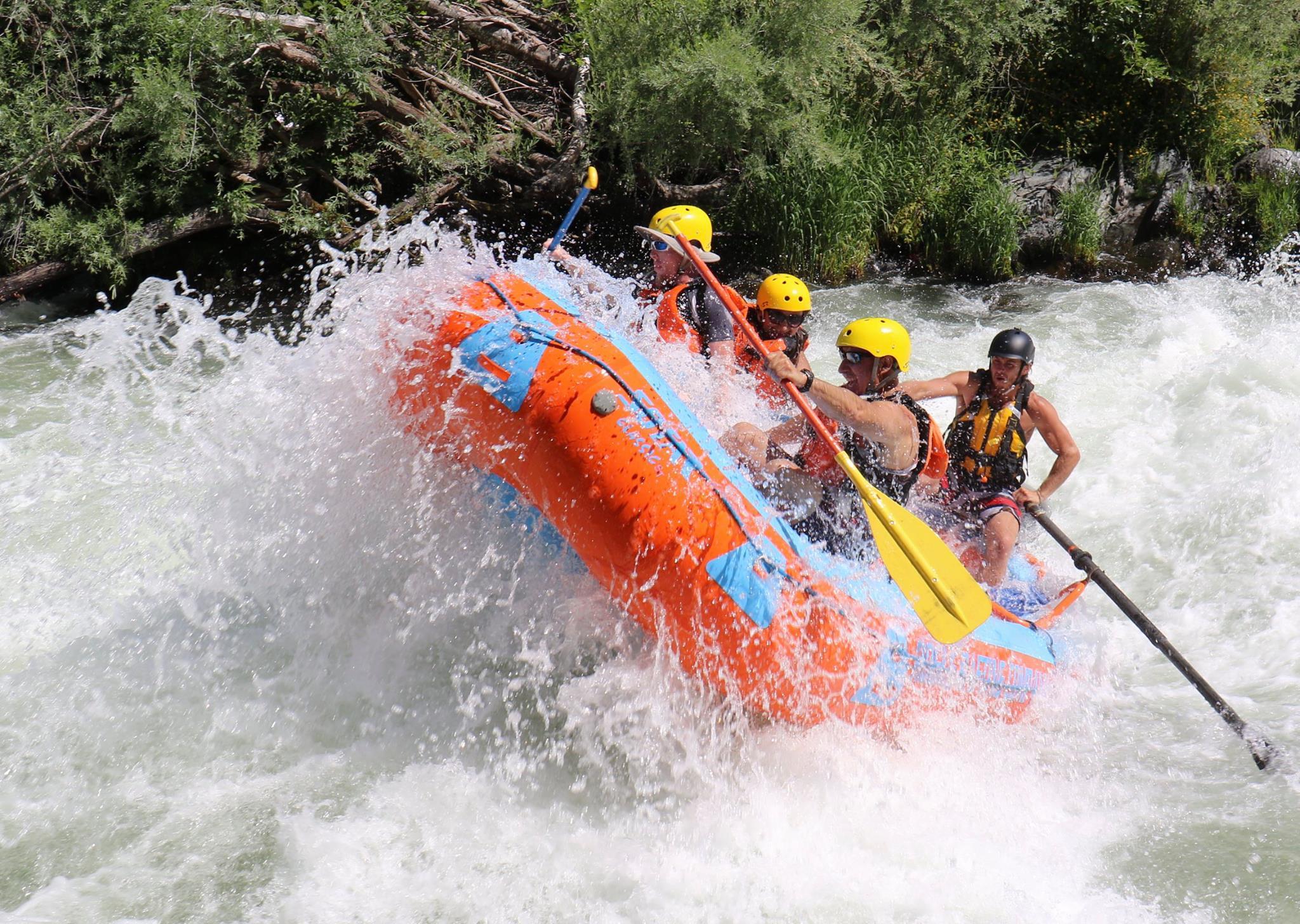 Guided Whitewater Rafting Tour | Rogue River 3 Hours | Gold Hill, Oregon