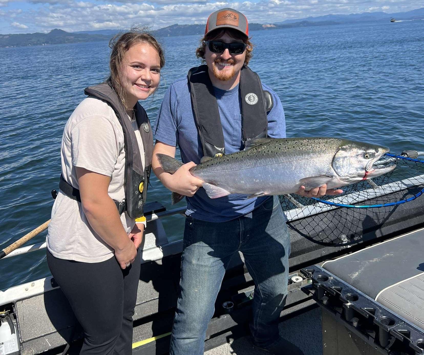 Guided Combo Crabbing & Salmon Charter | Hammond, OR | Parsons Fishing