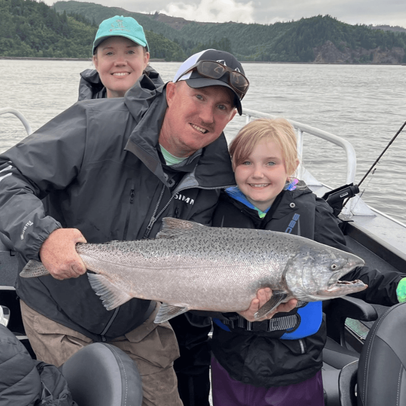 Guided Fall Chinook & Coho Fishing Charter | Columbia River | The Dalles, Oregon